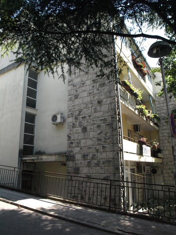 Apartment Nikolic Kotor Bilik gambar