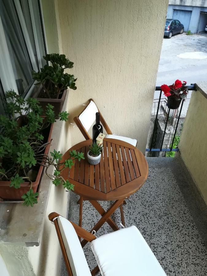 Apartment Nikolic Kotor Luaran gambar
