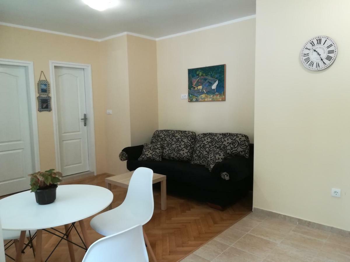 Apartment Nikolic Kotor Luaran gambar