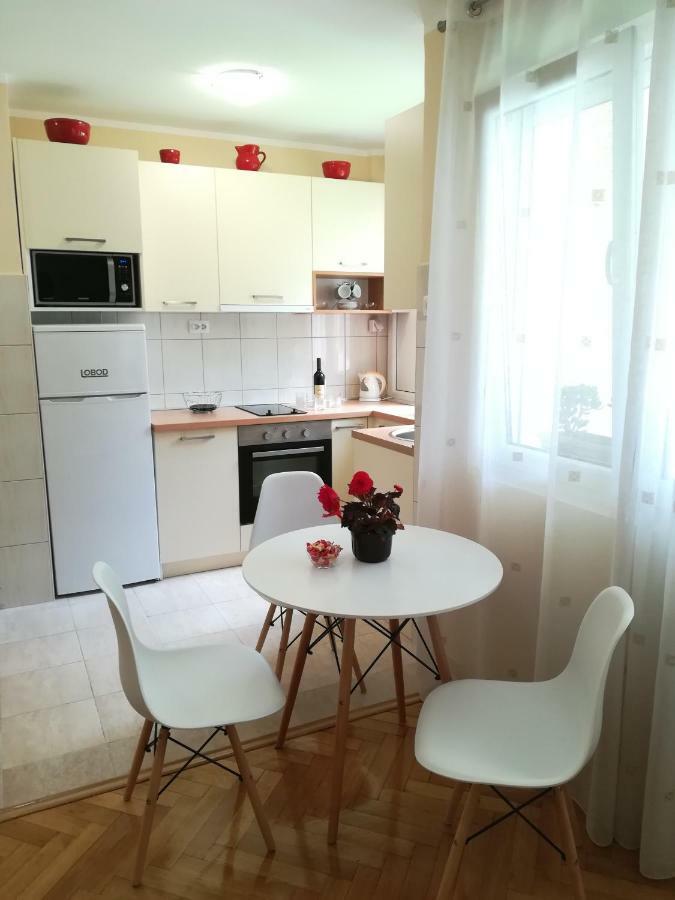 Apartment Nikolic Kotor Luaran gambar