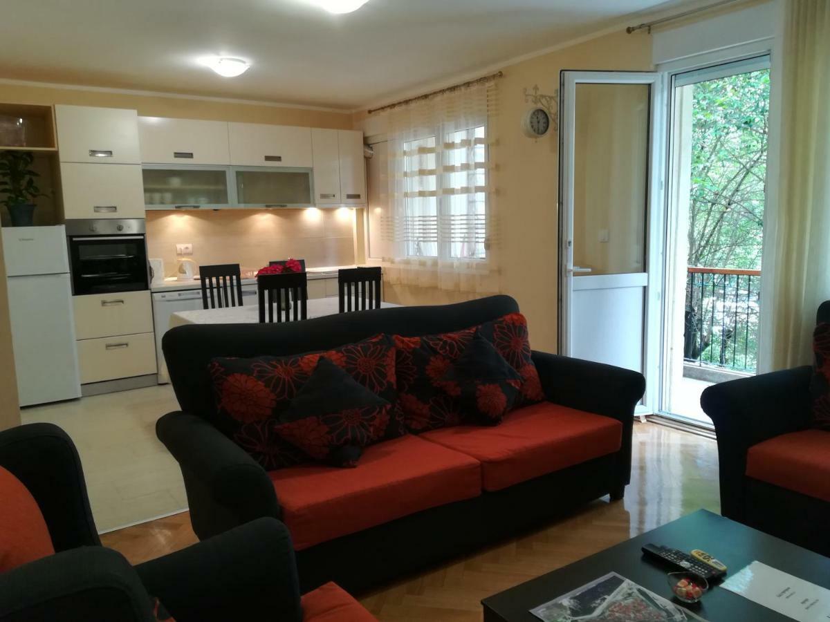 Apartment Nikolic Kotor Luaran gambar