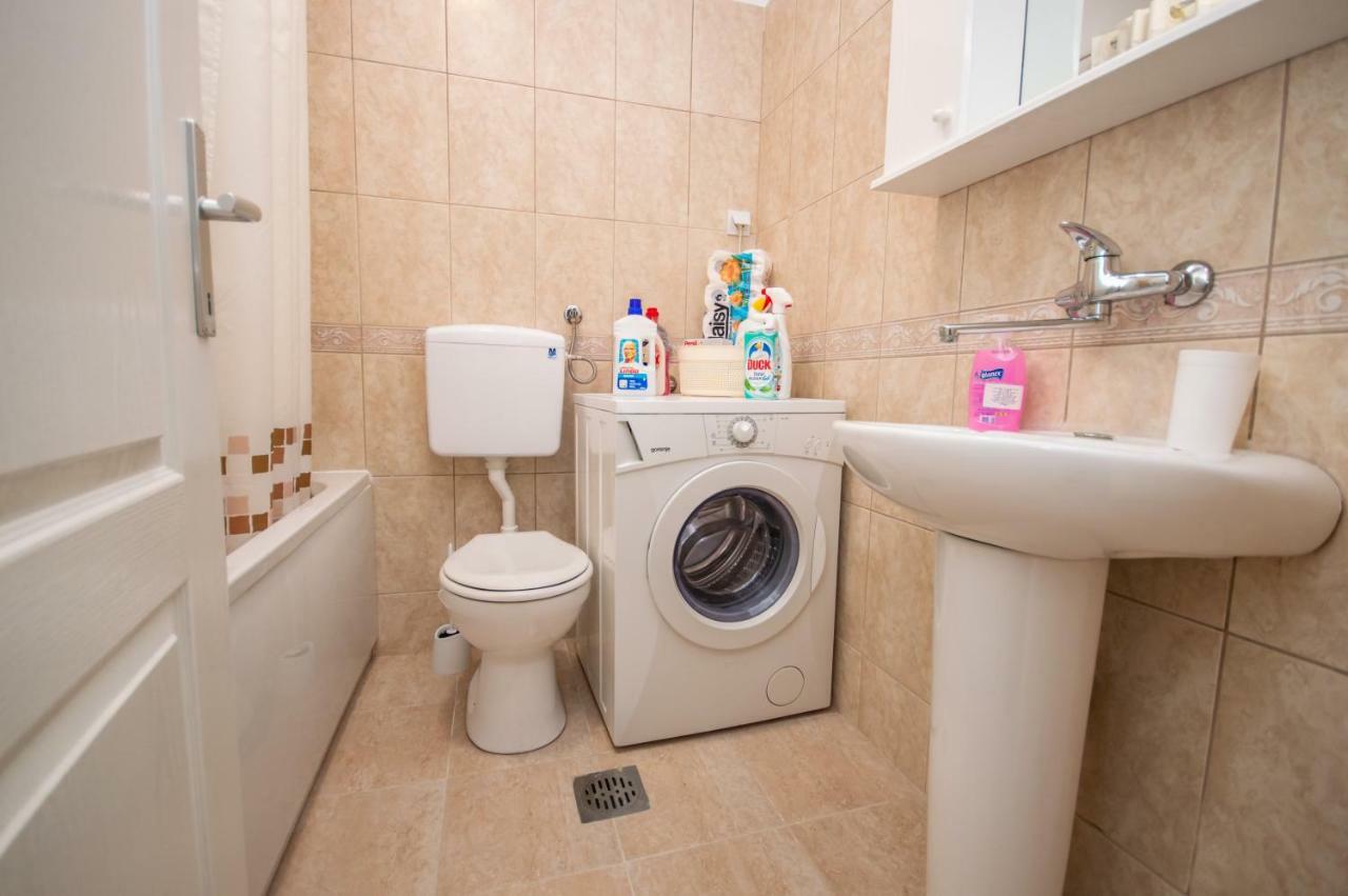 Apartment Nikolic Kotor Luaran gambar